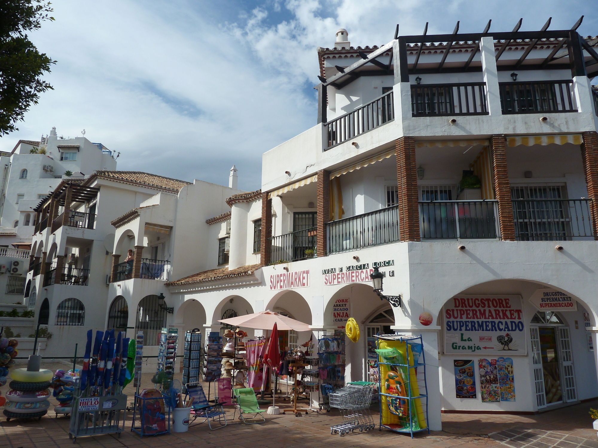 בנאלמדנה Apartamento Pueblo Quinta מראה חיצוני תמונה